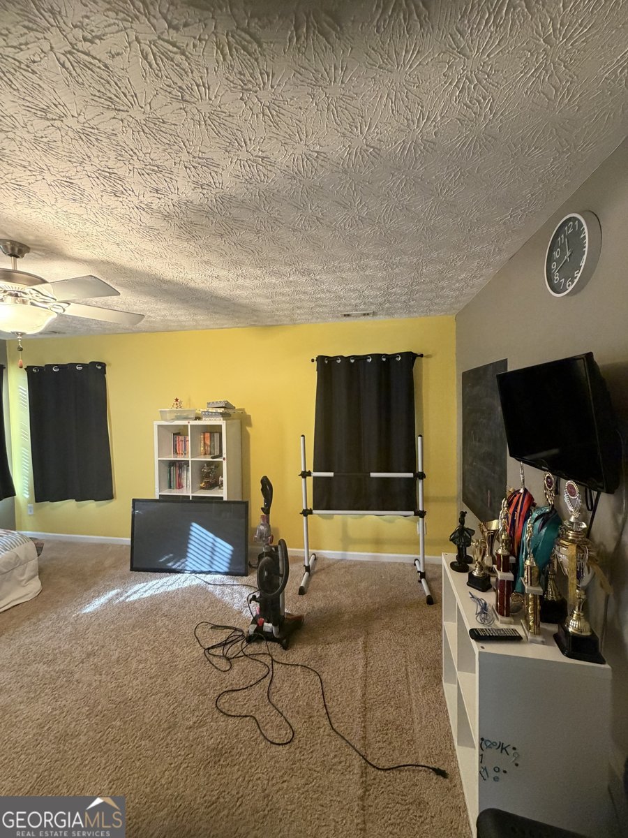 210 Woodcliff Court Fairburn - Photo 19