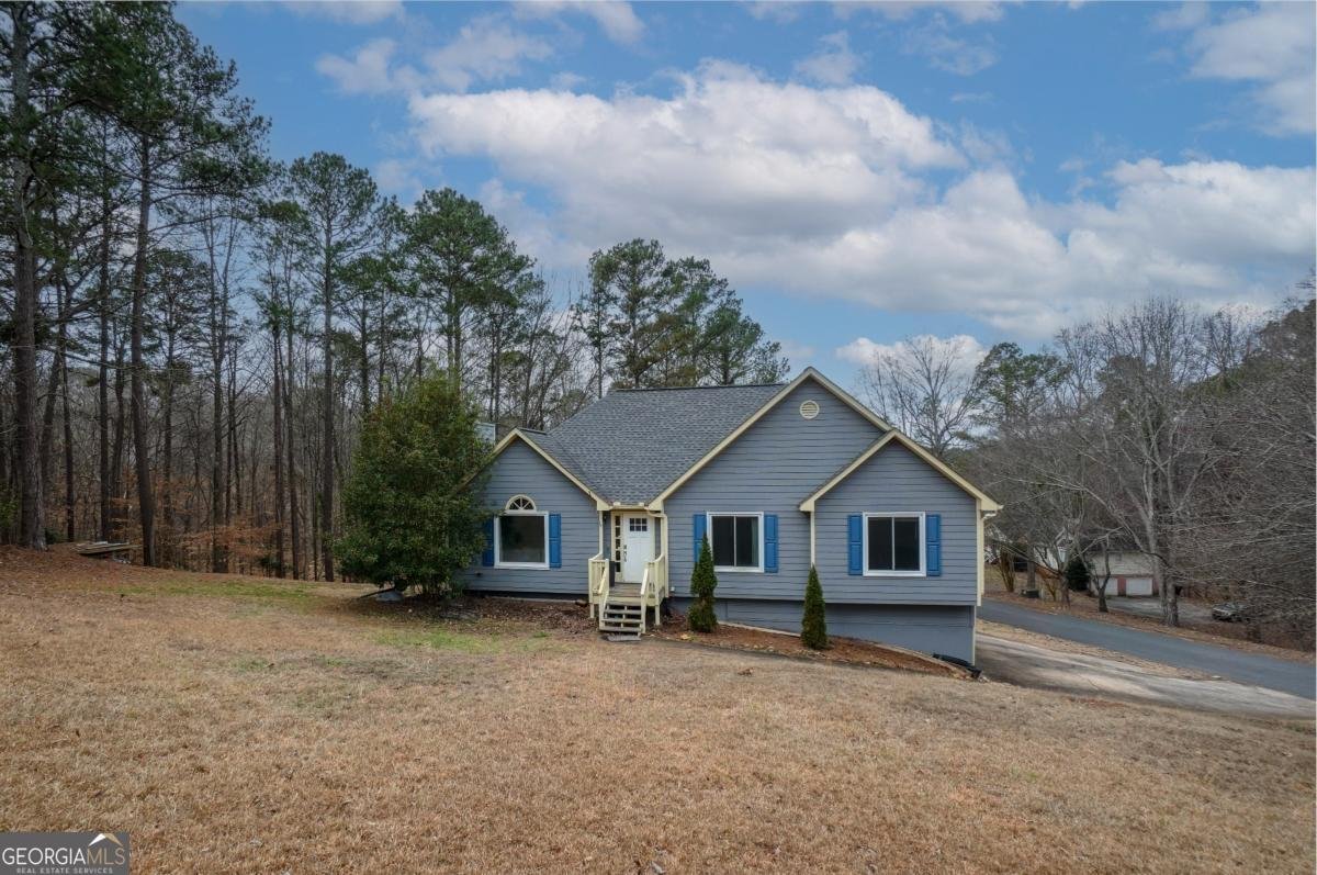 715 Lake Point Drive Woodstock - Photo 1