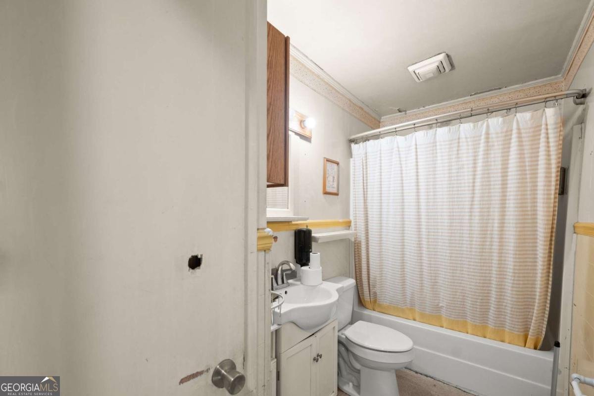 219 Shallowford Drive Gainesville - Photo 8