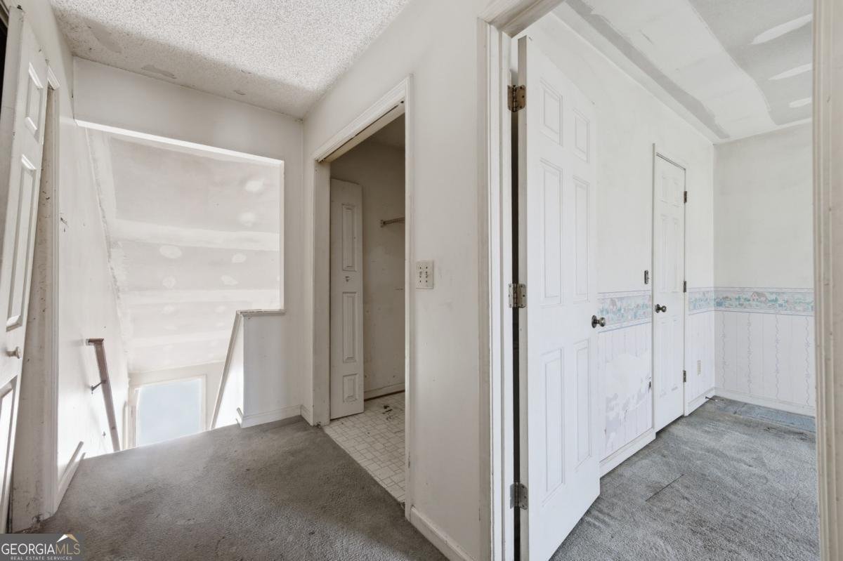 1044 Autumn Crest Court Stone Mountain - Photo 10