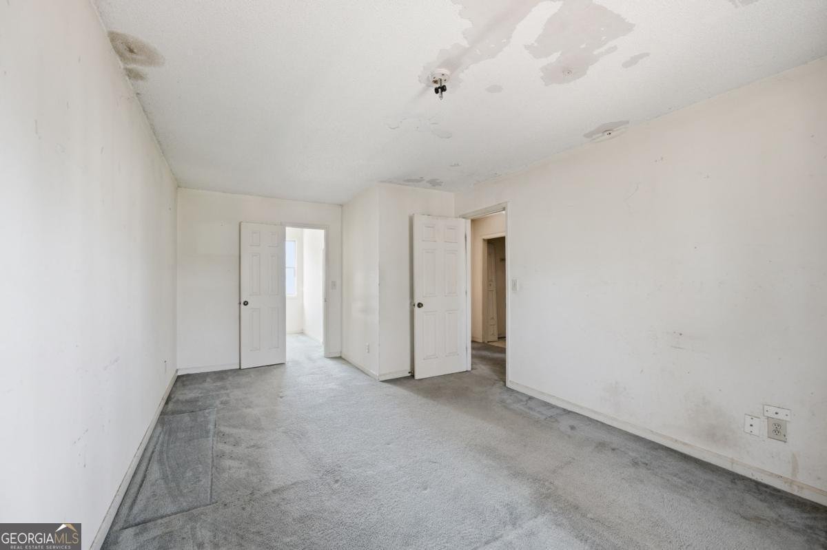 1044 Autumn Crest Court Stone Mountain - Photo 21