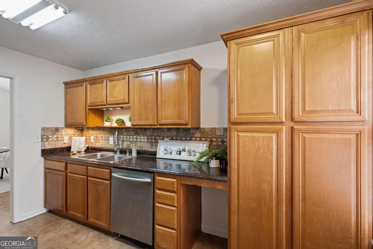 3922 Fraser Circle Gainesville - Photo 13