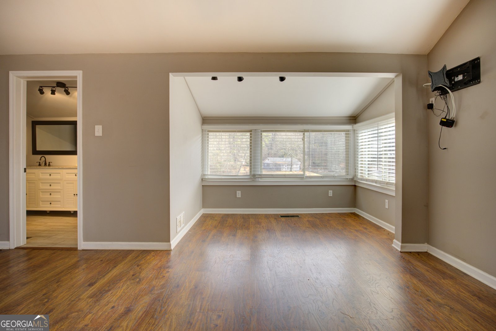 1735 Campbell Road Covington - Photo 18