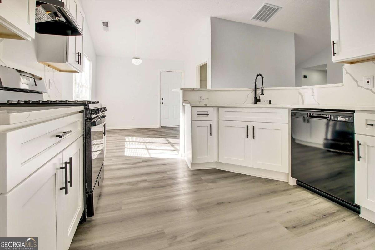 1528 Buckingham Place Stockbridge - Photo 13