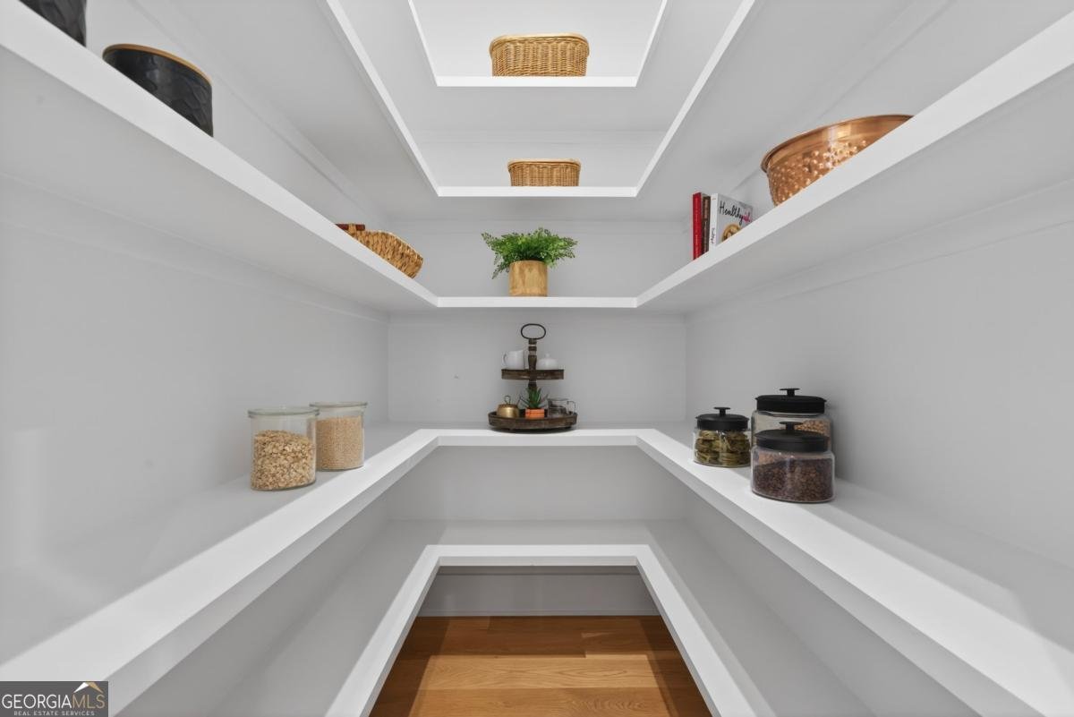 2020 Clearwater Drive White Plains - Photo 38