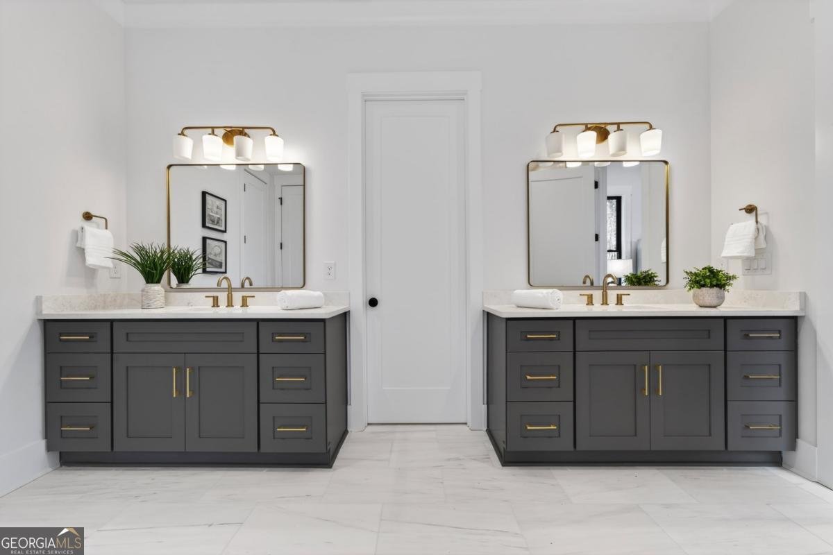 2020 Clearwater Drive White Plains - Photo 50