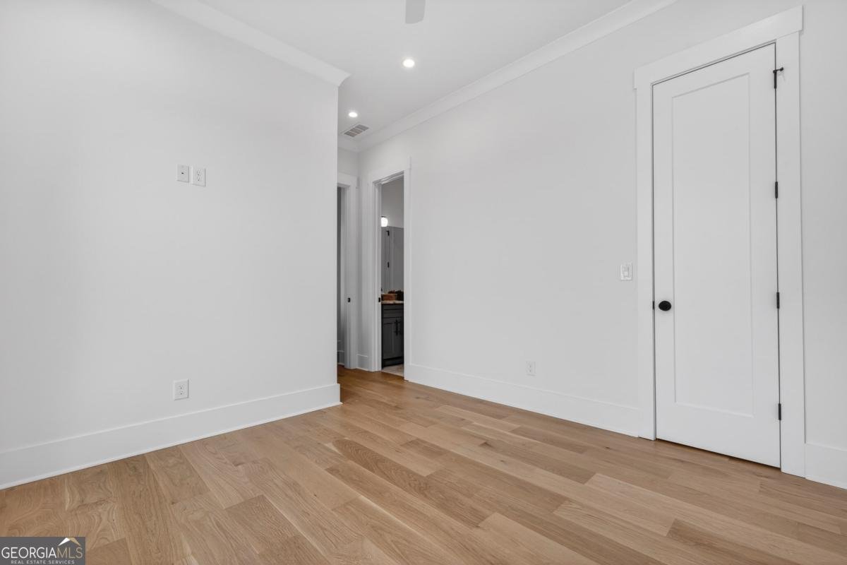 2020 Clearwater Drive White Plains - Photo 64