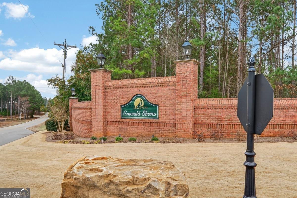 2020 Clearwater Drive White Plains - Photo 79