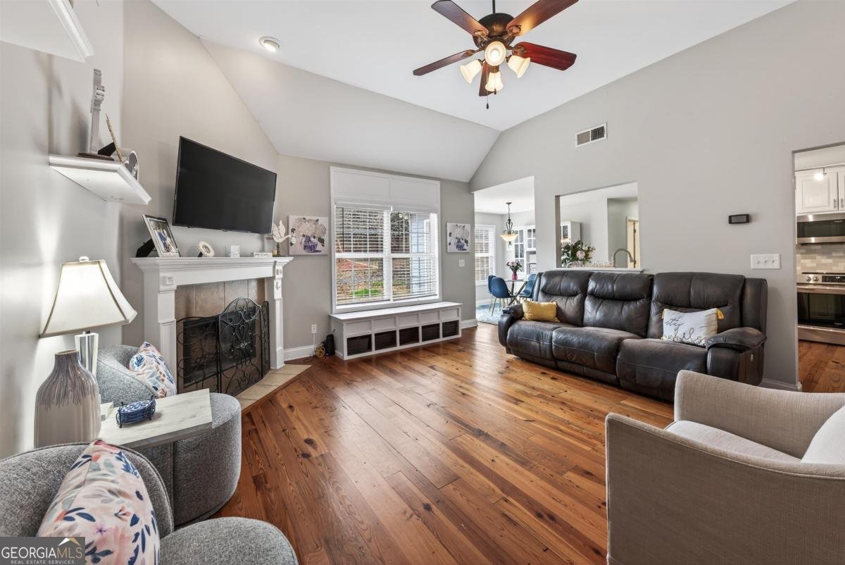 1111 Whispering Lakes Drive Madison - Photo 8