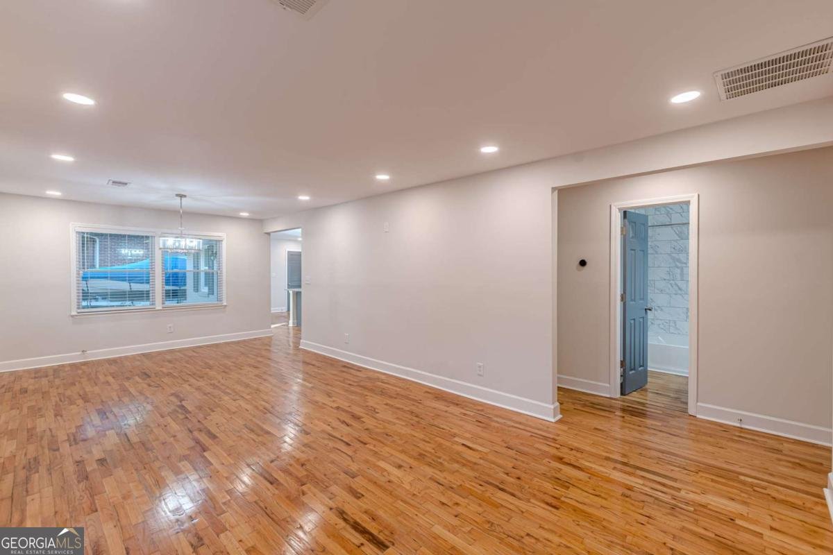 1395 Dennis Drive Decatur - Photo 9