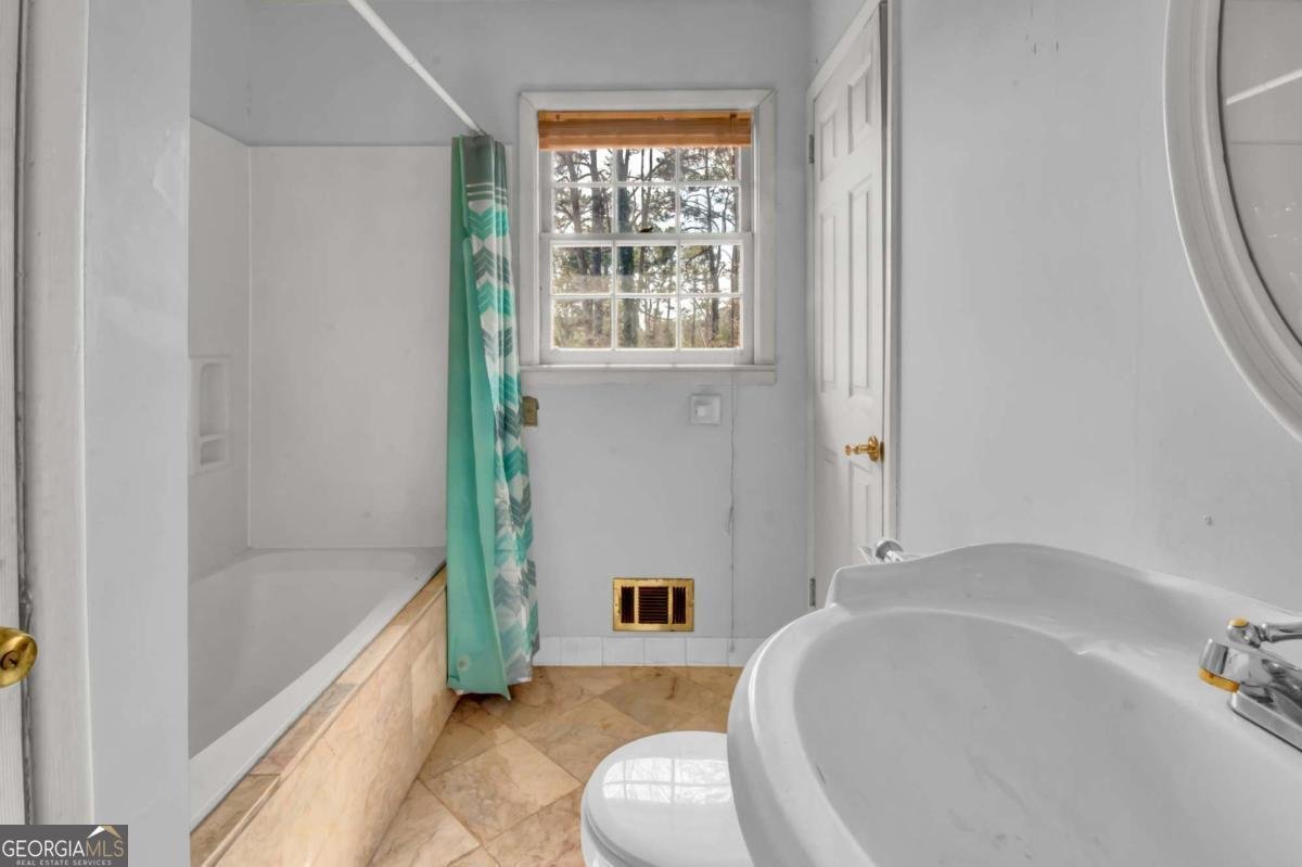 2261 Clanton Terrace Decatur - Photo 18