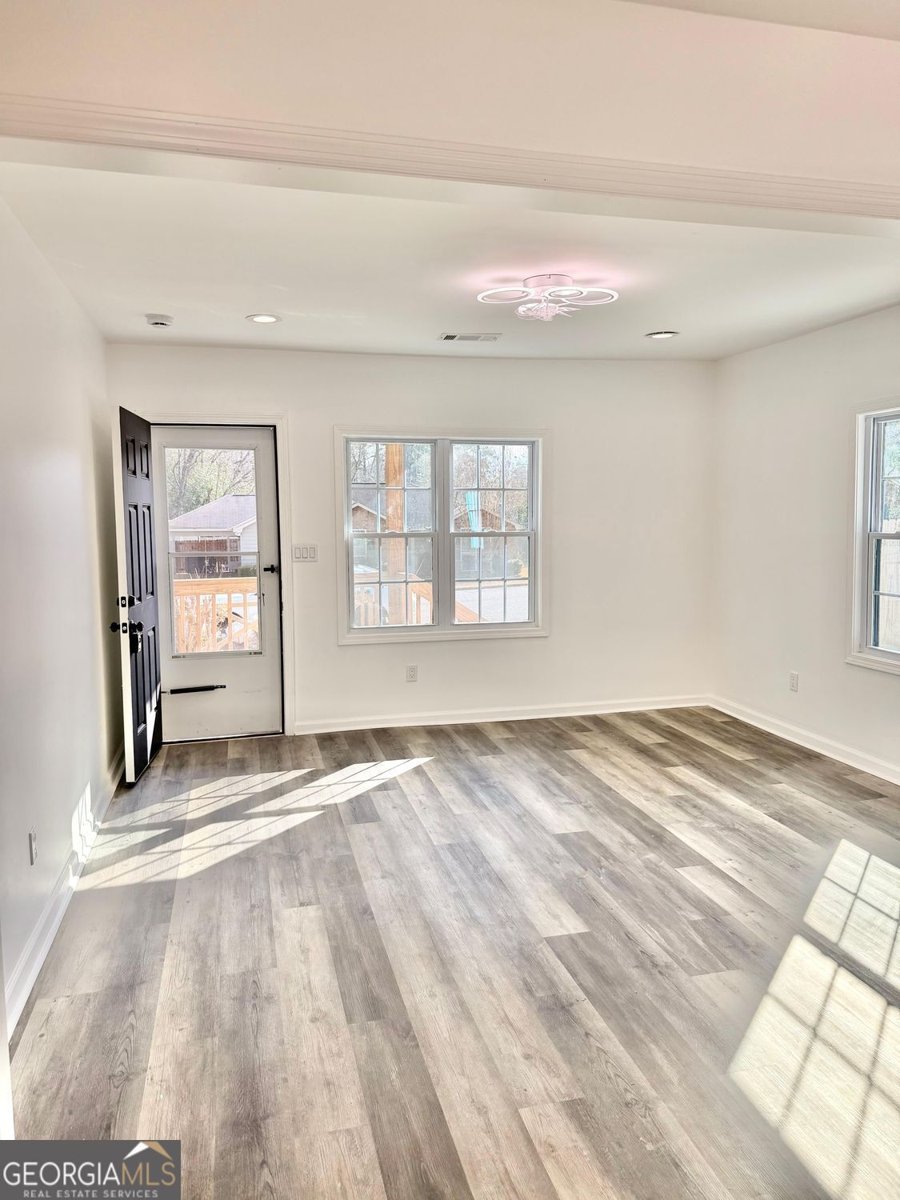 1021 53rd Street Columbus - Photo 6