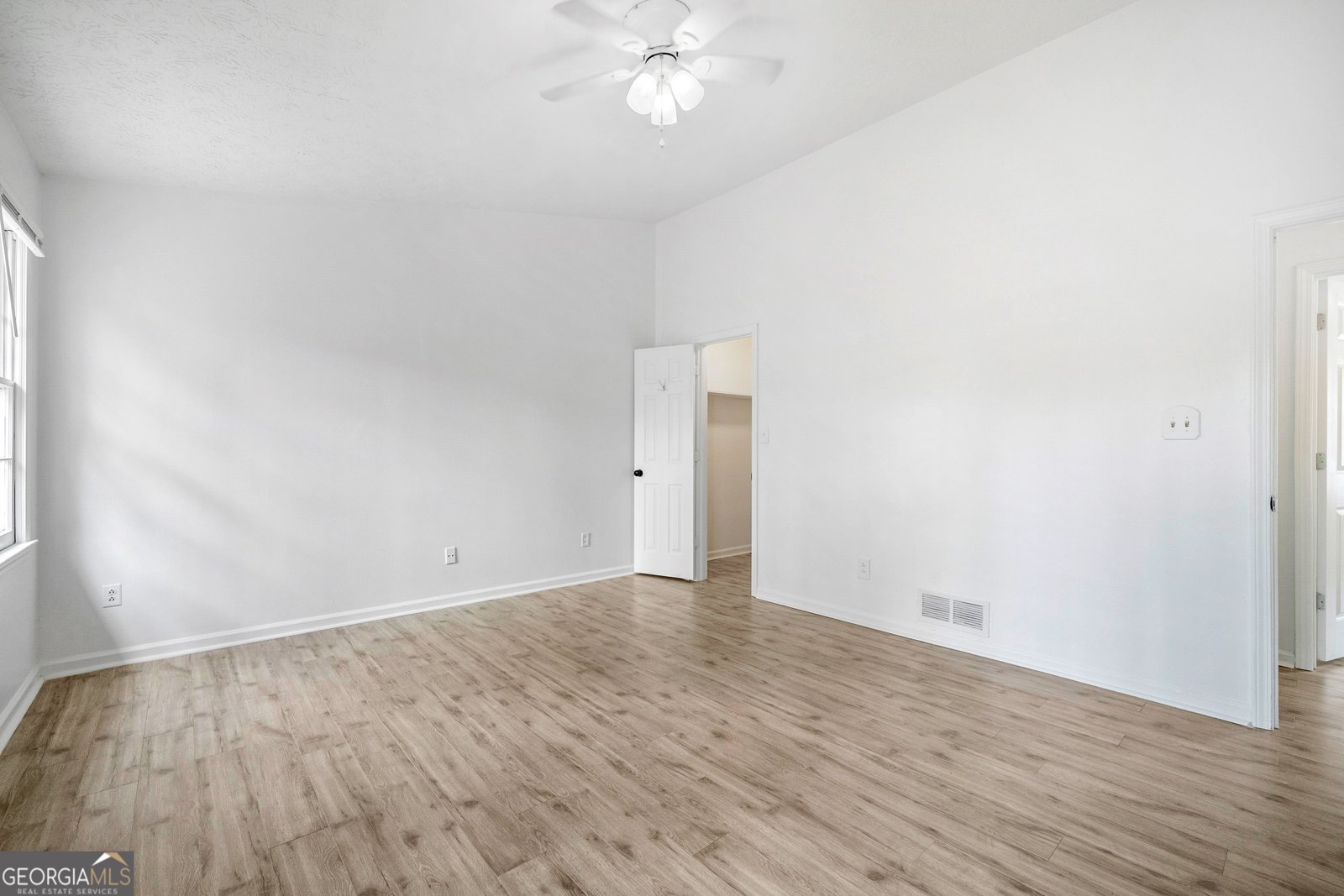 2385 Waterford Park Drive Lawrenceville - Photo 16