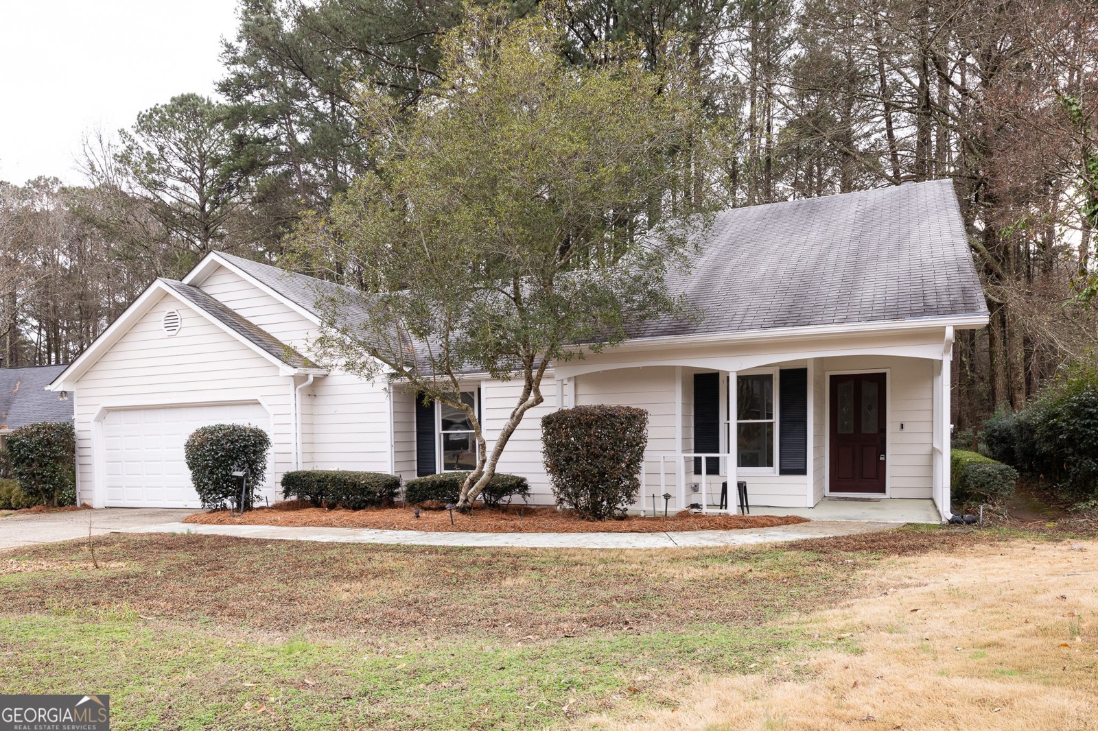 112 Glendale Drive Peachtree City - Photo 1