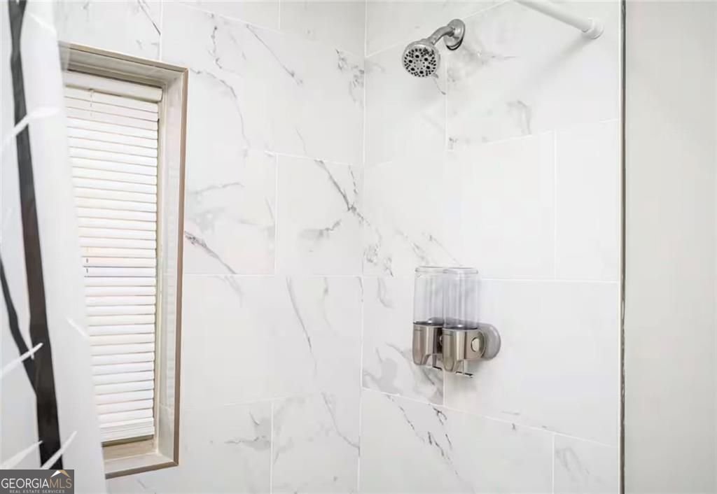 2339 Country Club Lane Atlanta - Photo 10