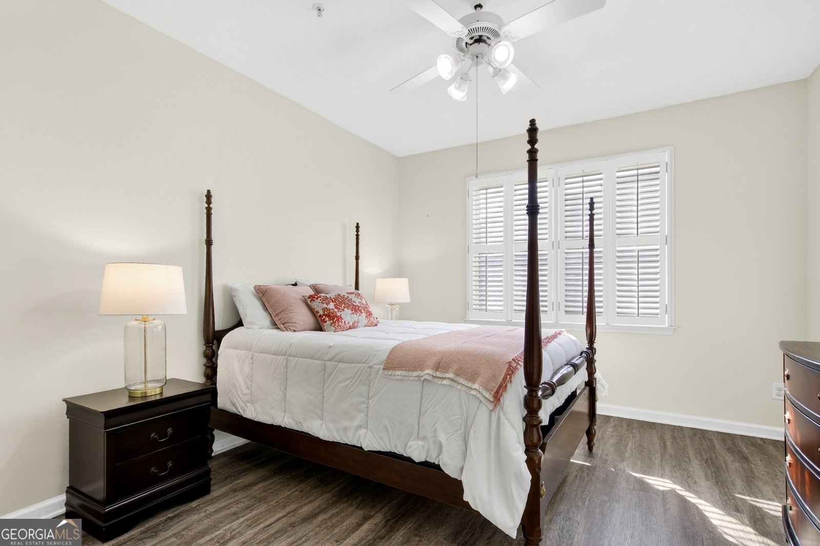 4805 Village Way Smyrna - Photo 18