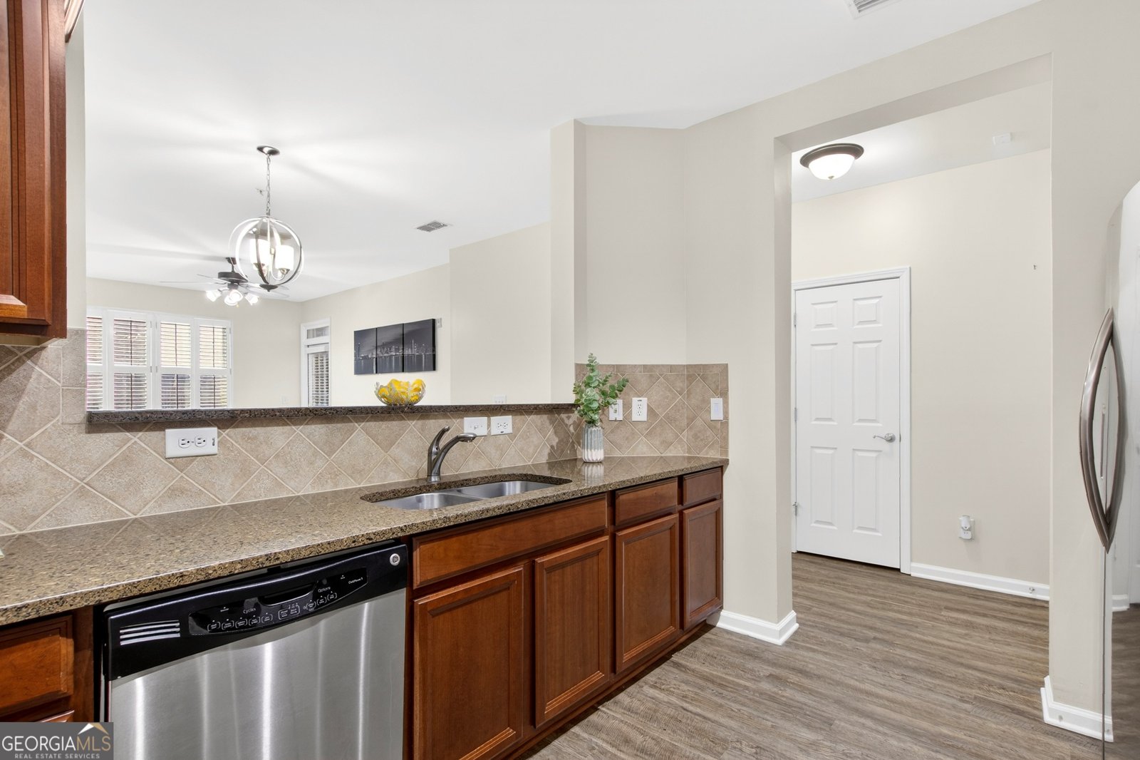 4805 Village Way Smyrna - Photo 8