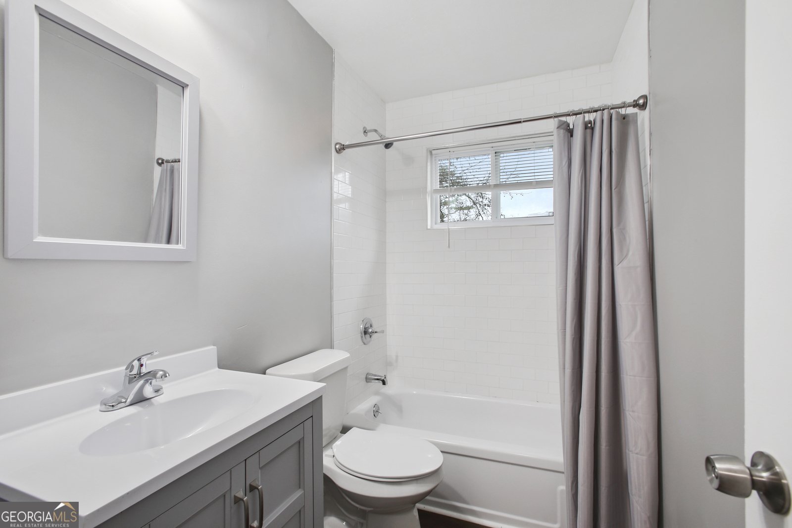 216 Scarsdale Drive Riverdale - Photo 14