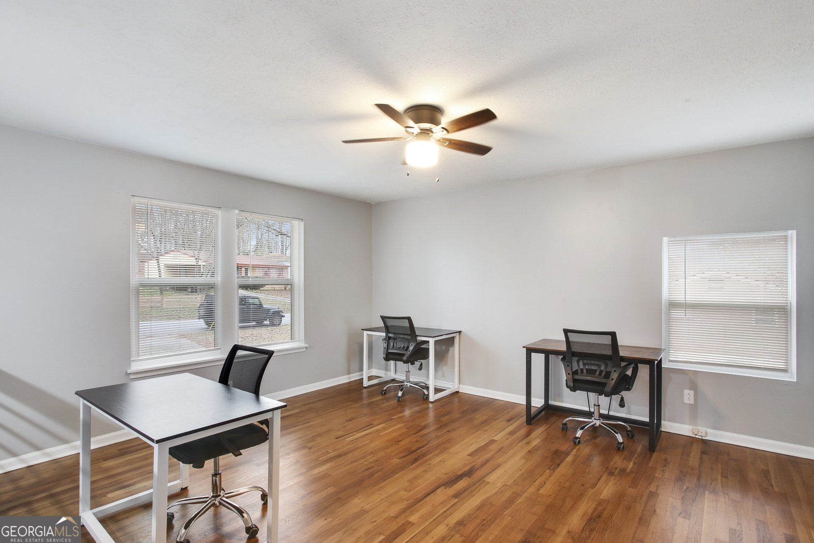 216 Scarsdale Drive Riverdale - Photo 6