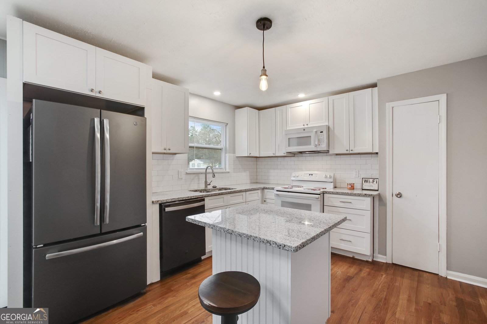 216 Scarsdale Drive Riverdale - Photo 9