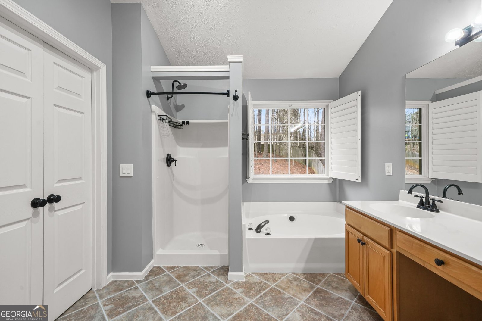 1016 Elsberry Drive Woodstock - Photo 37