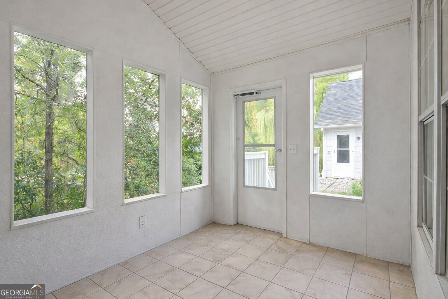 16 Intown Place Fayetteville - Photo 13