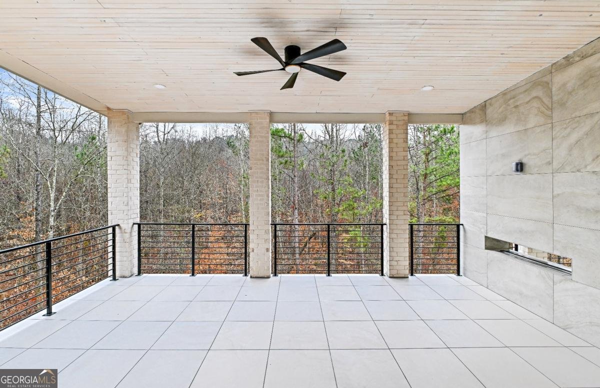 2067 Fontainbleau Drive Conyers - Photo 10