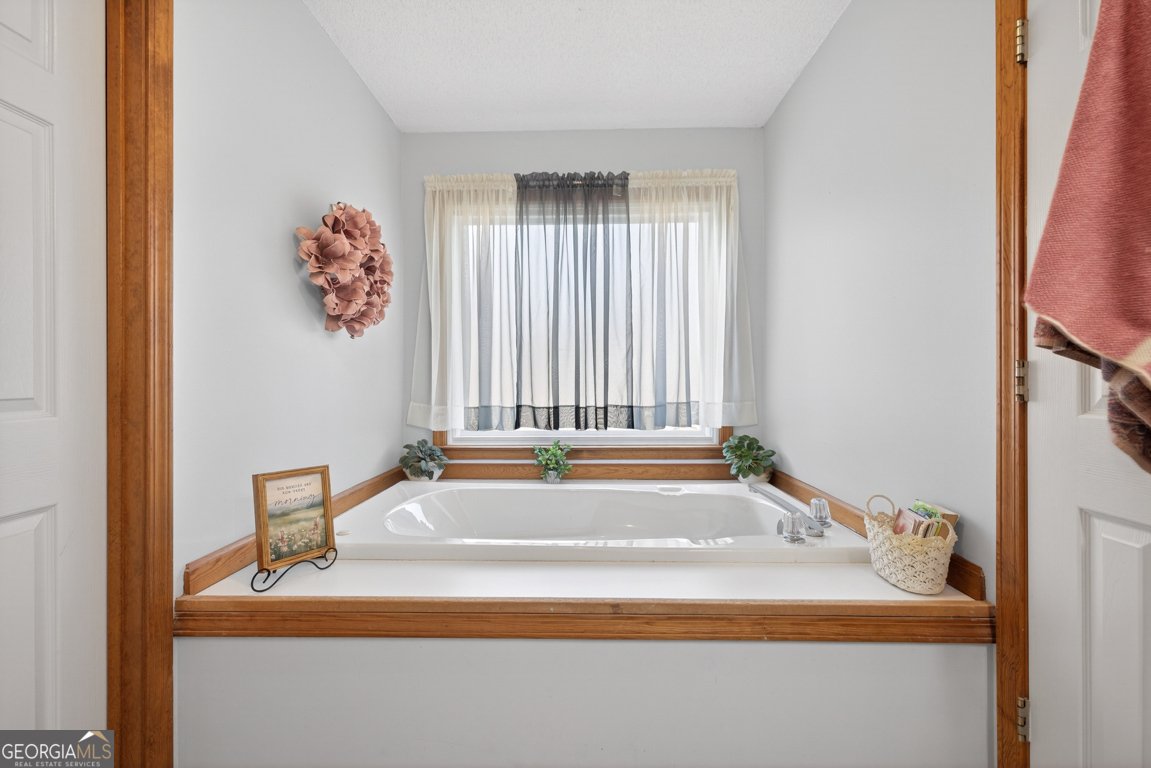 196 Regal Way McDonough - Photo 29