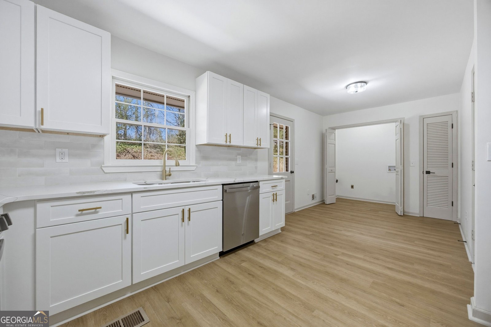 3577 Hampton Court Peachtree Corners - Photo 10