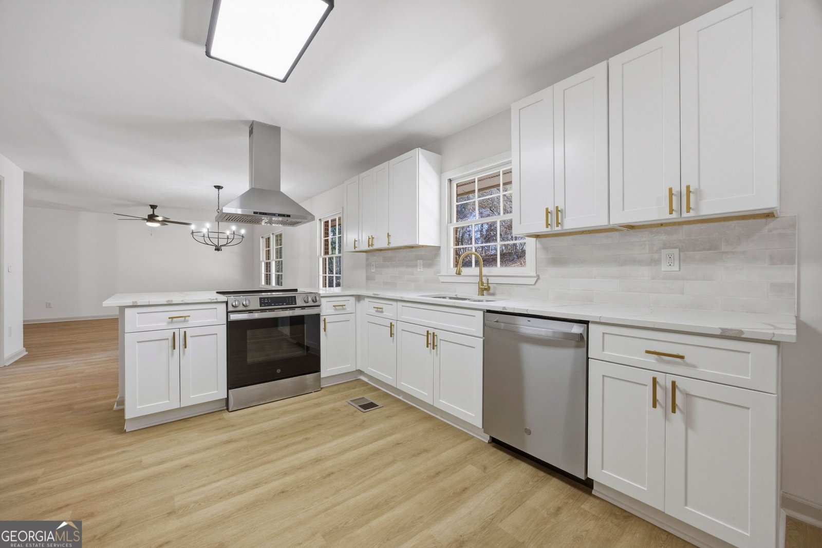 3577 Hampton Court Peachtree Corners - Photo 12