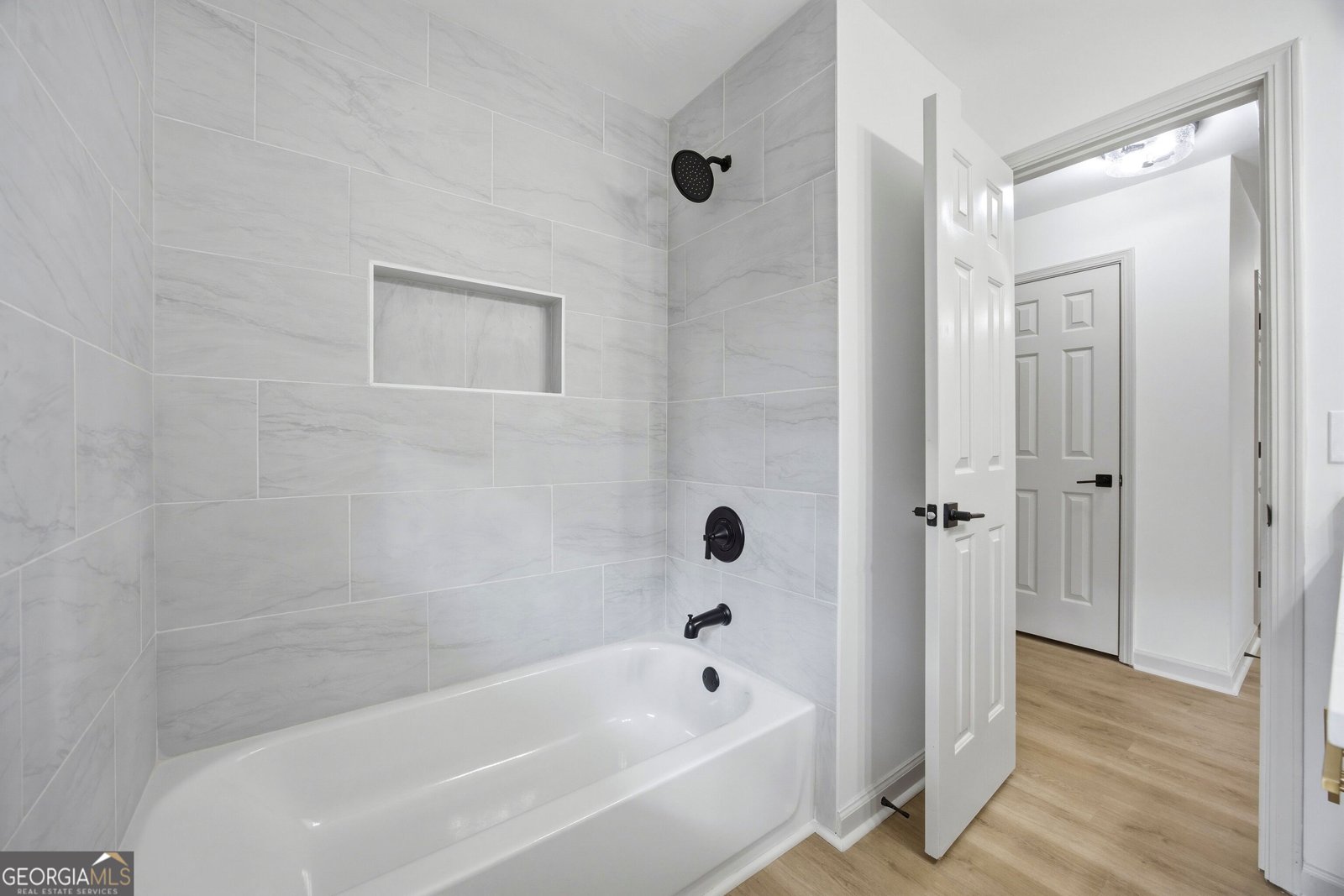 3577 Hampton Court Peachtree Corners - Photo 20