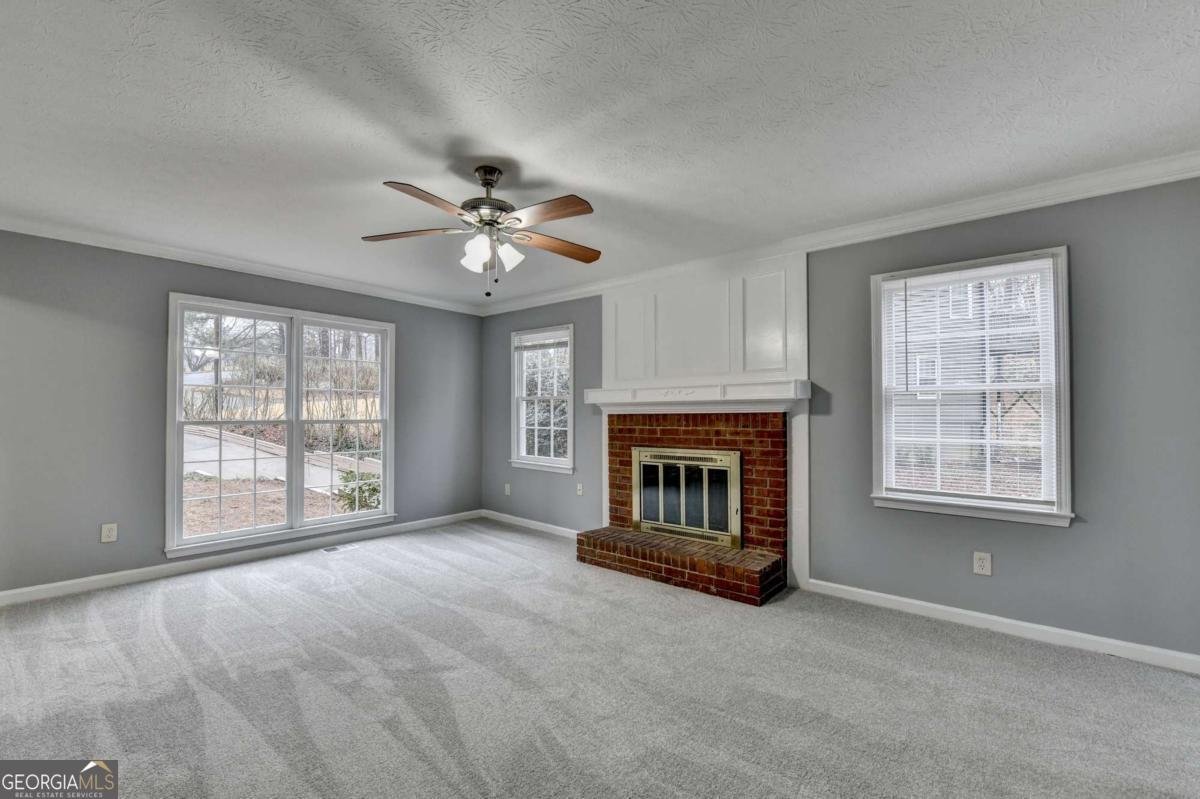 5362 Milieo Place Lilburn - Photo 10