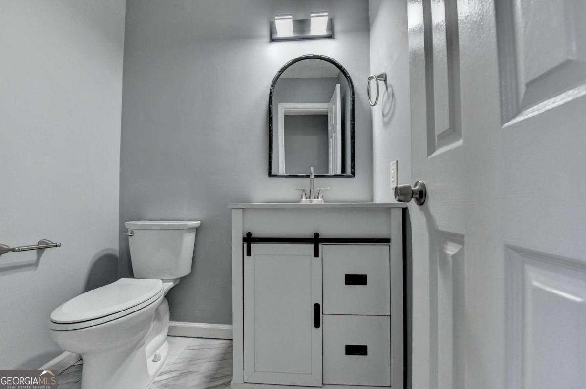 5362 Milieo Place Lilburn - Photo 12