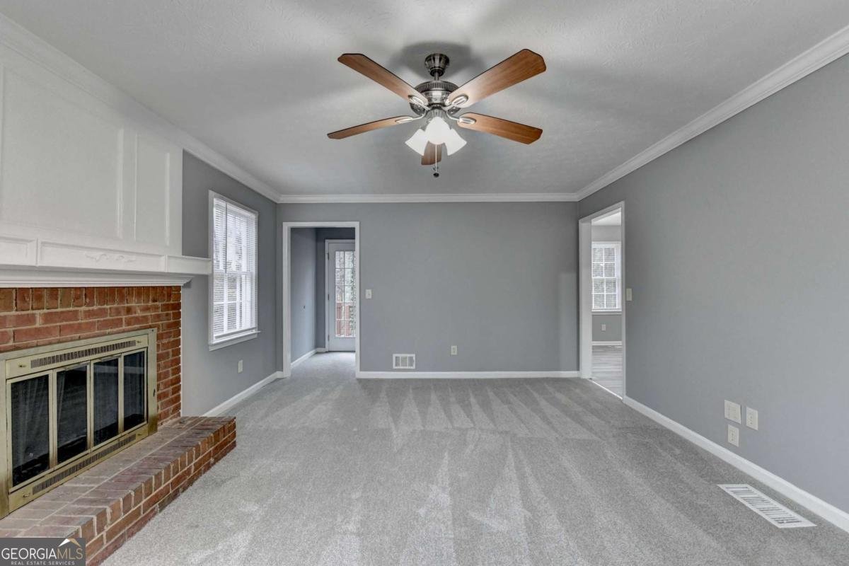 5362 Milieo Place Lilburn - Photo 8