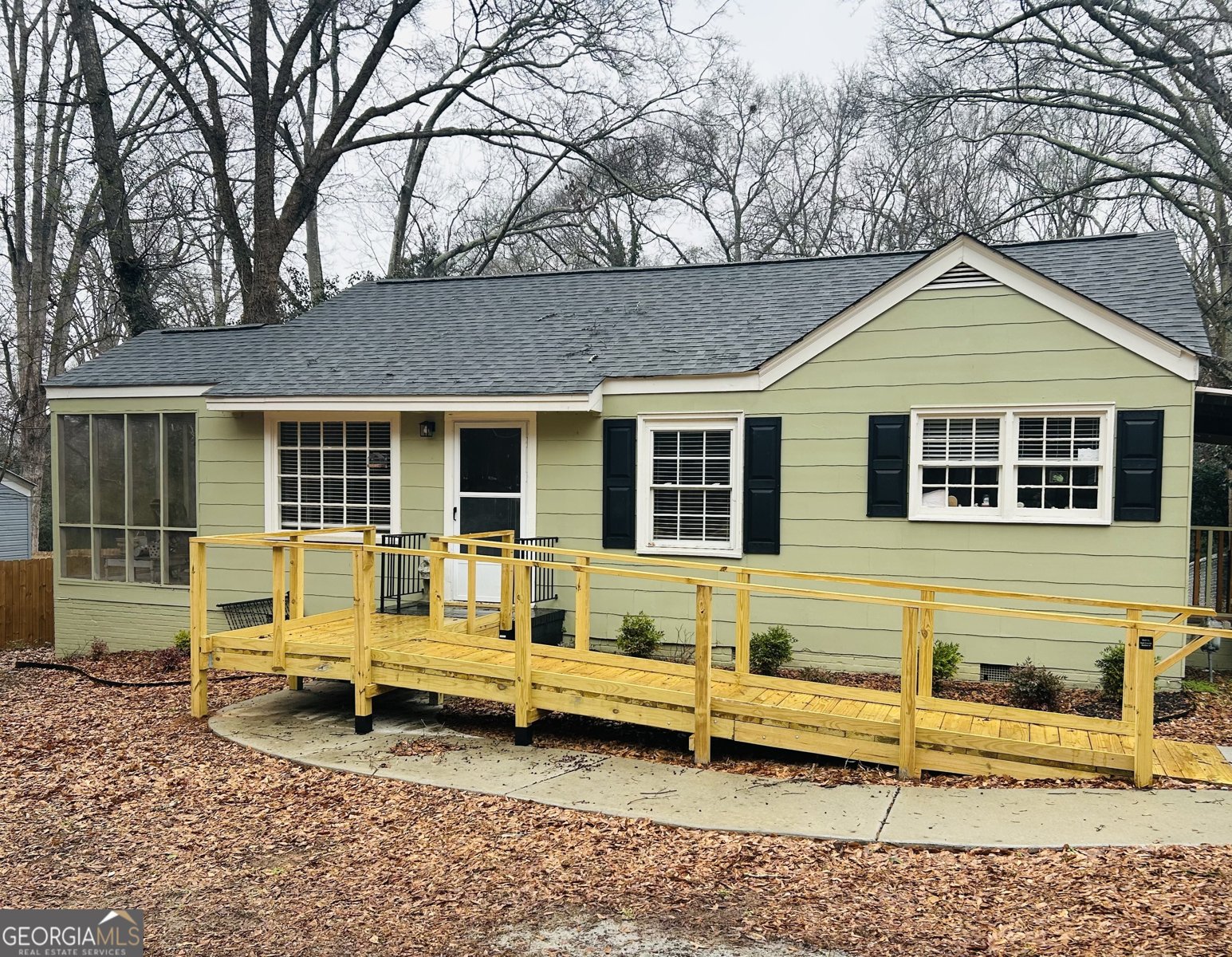 624 Howell Street Hartwell - Photo 1