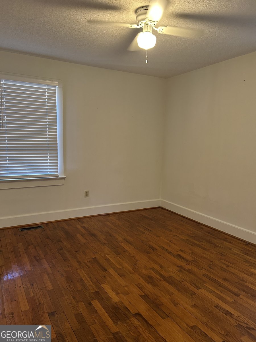 624 Howell Street Hartwell - Photo 22