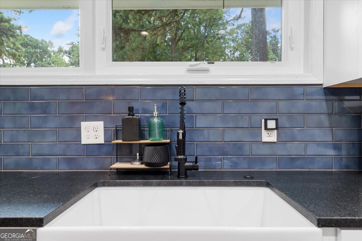 2930 Belvedere Lane Decatur - Photo 12