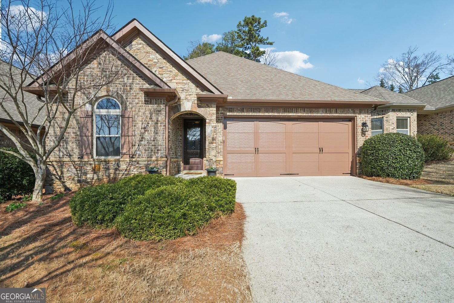 4526 Magnolia Club Circle Sugar Hill - Photo 1