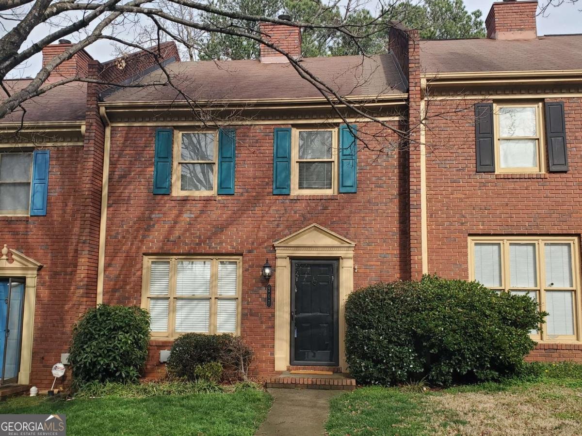 207 Braxton Place Tucker - Photo 1