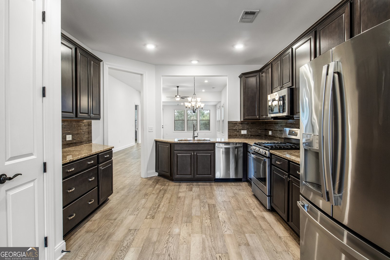 321 Cottonwood Circle Peachtree City - Photo 7