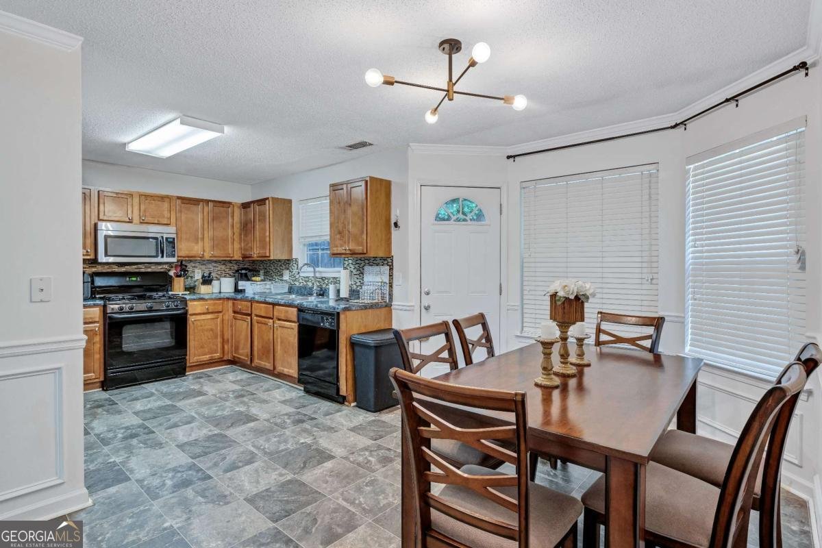 306 Bonnes Drive Austell - Photo 13