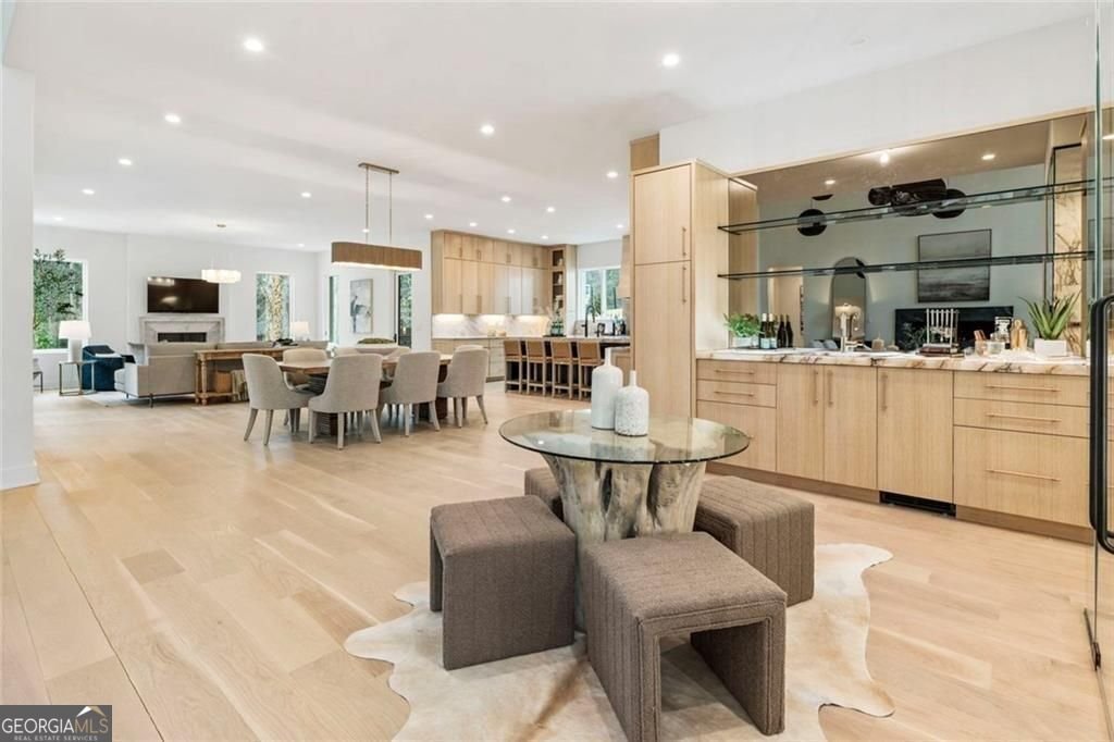 4524 Mystic Drive Sandy Springs - Photo 13