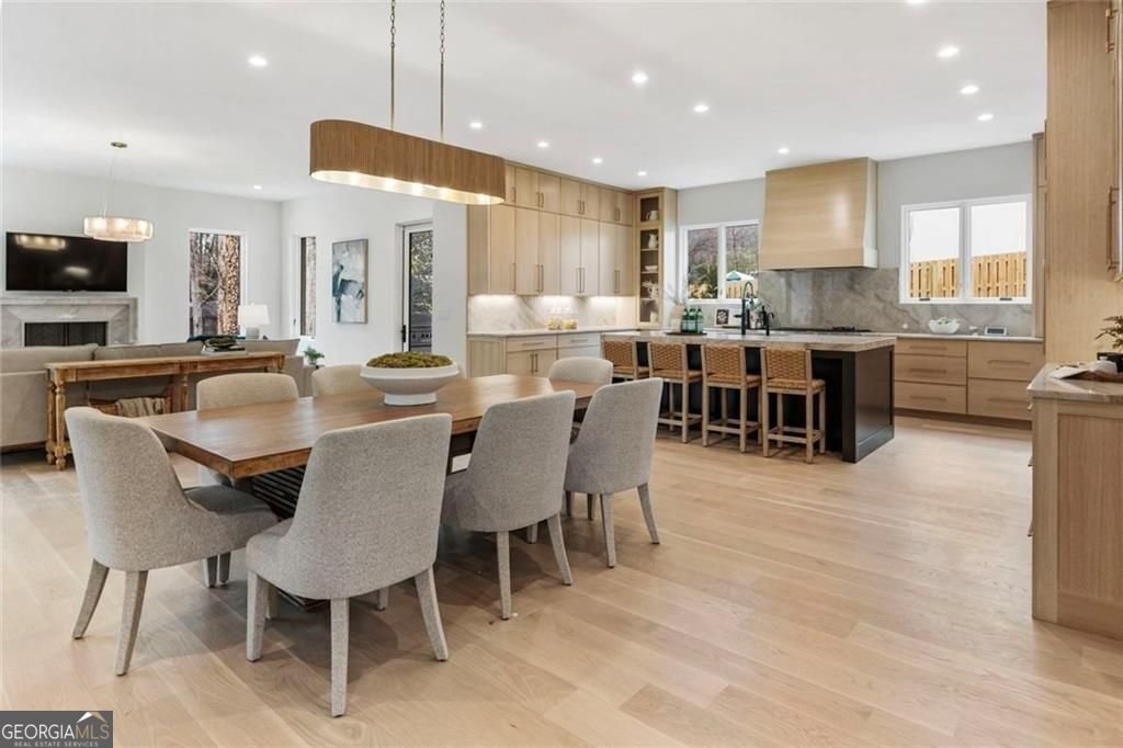 4524 Mystic Drive Sandy Springs - Photo 17