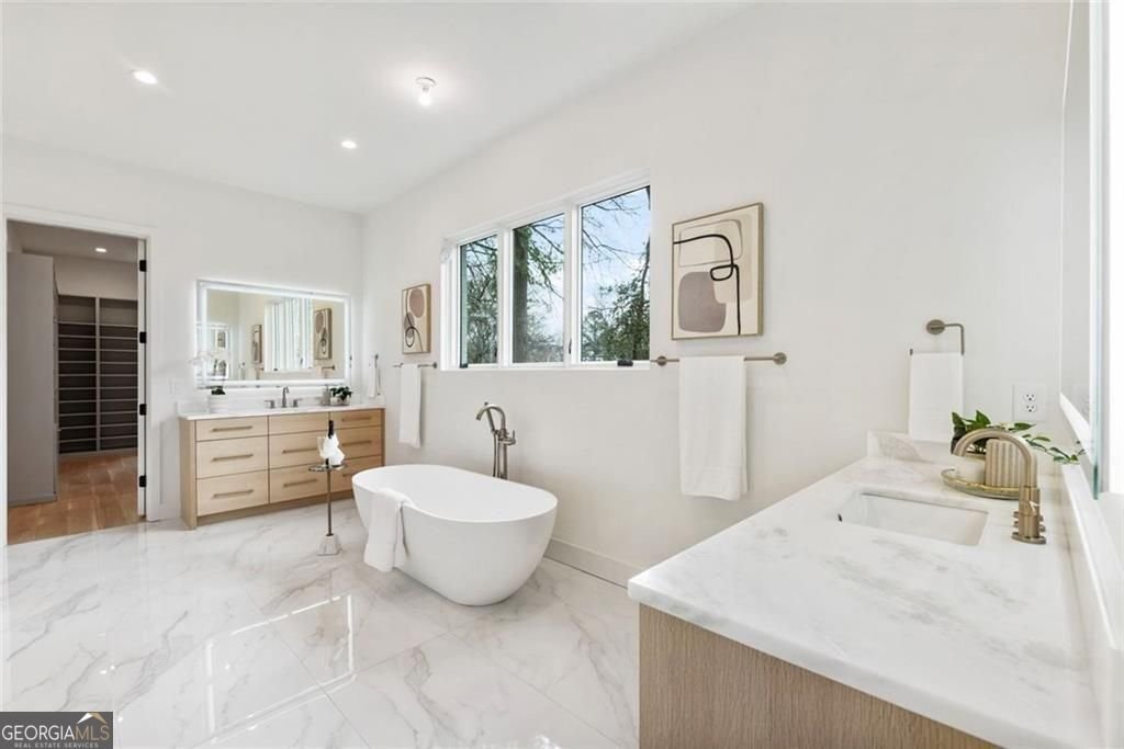 4524 Mystic Drive Sandy Springs - Photo 39