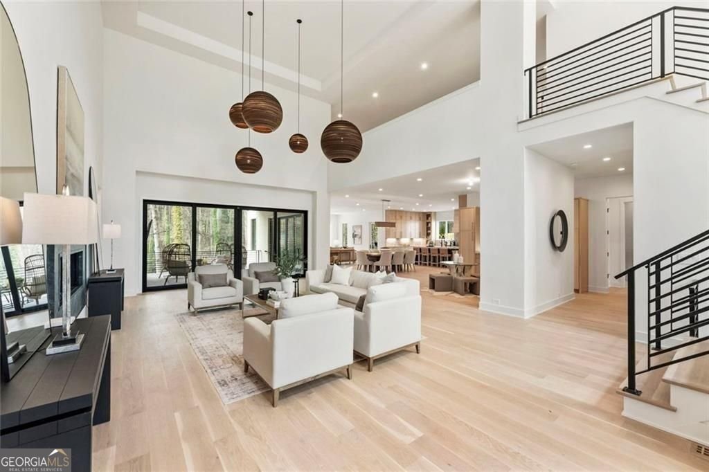 4524 Mystic Drive Sandy Springs - Photo 7