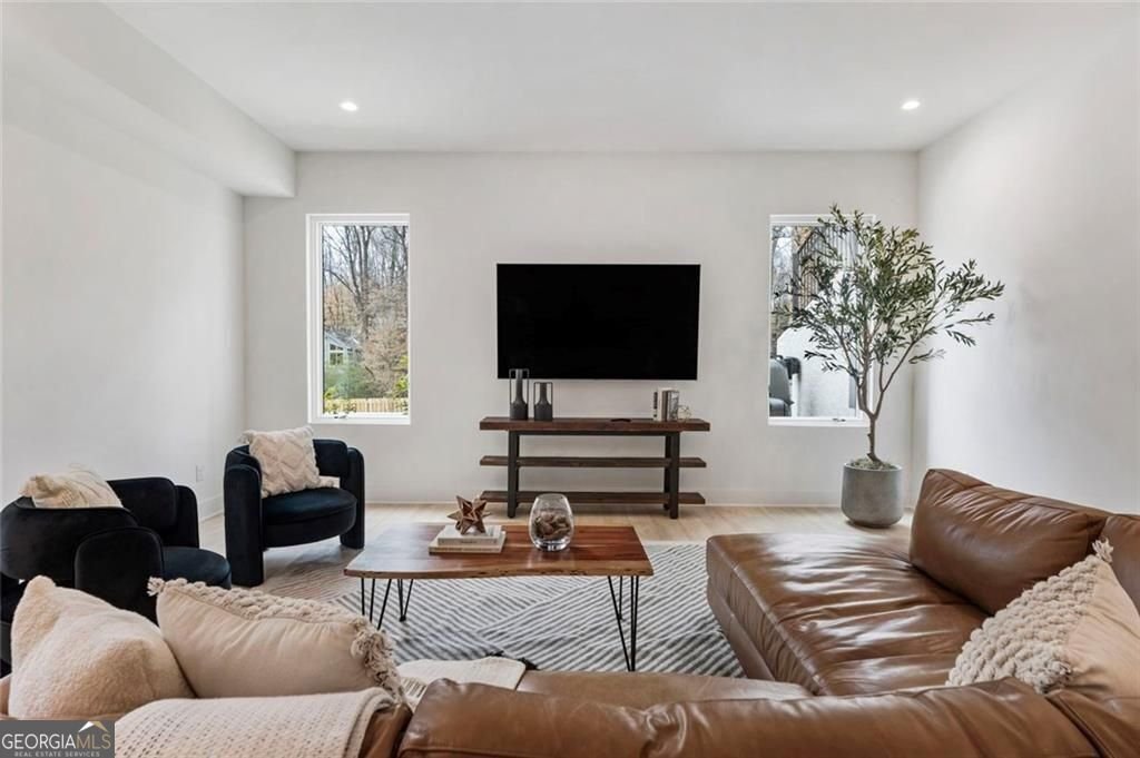 4524 Mystic Drive Sandy Springs - Photo 70