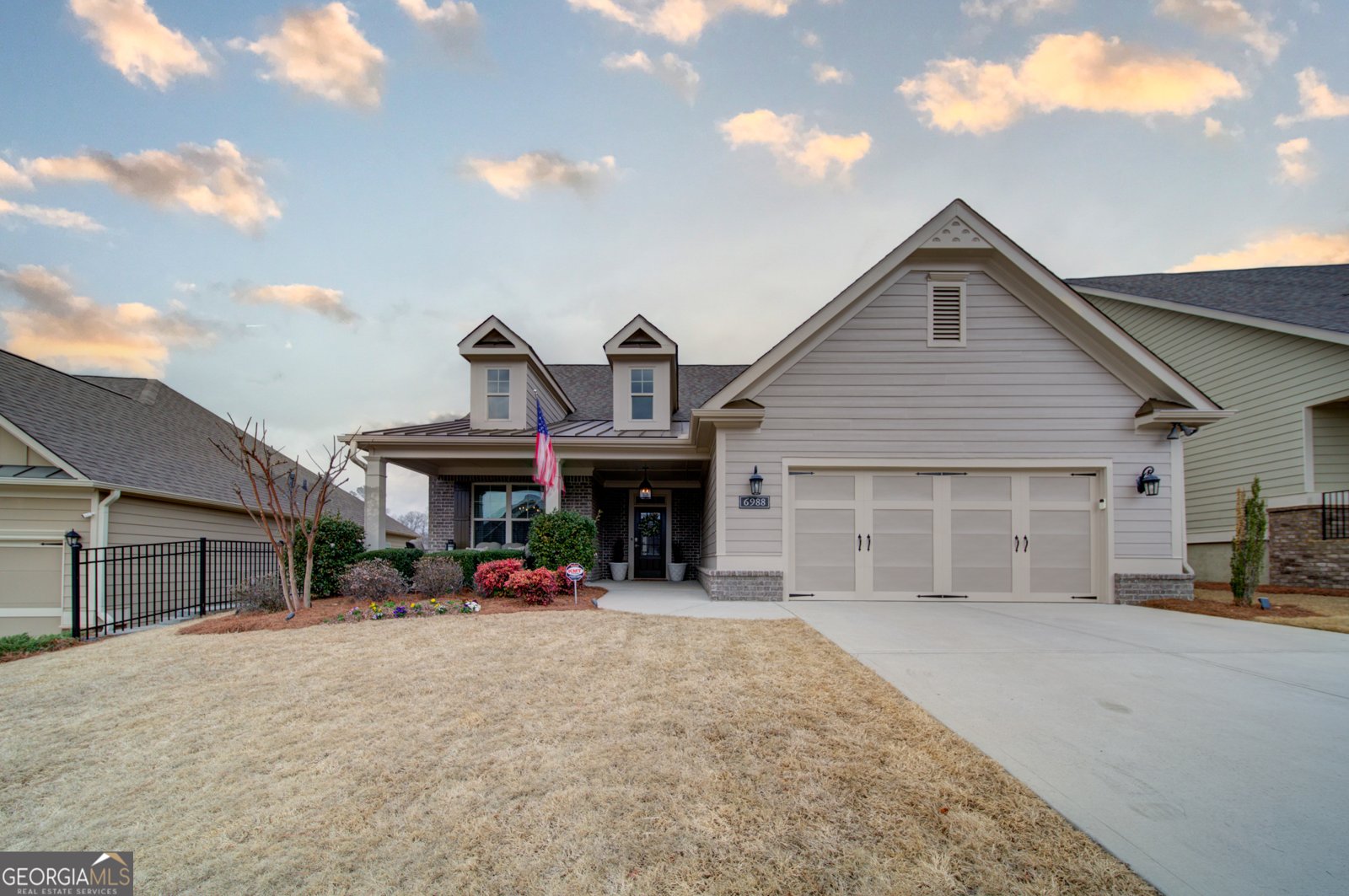 6988 Flagstone Way Flowery Branch - Photo 1