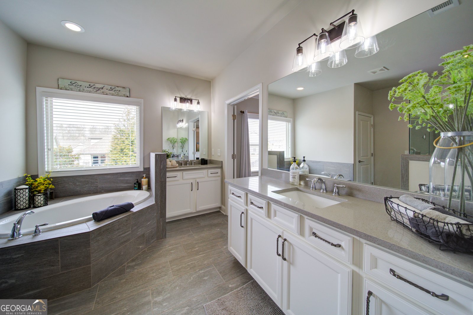 6988 Flagstone Way Flowery Branch - Photo 25