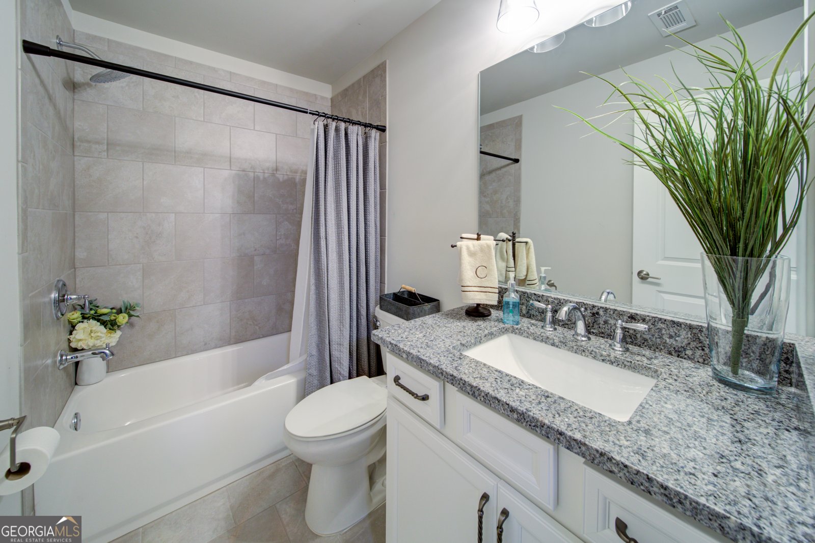 6988 Flagstone Way Flowery Branch - Photo 33