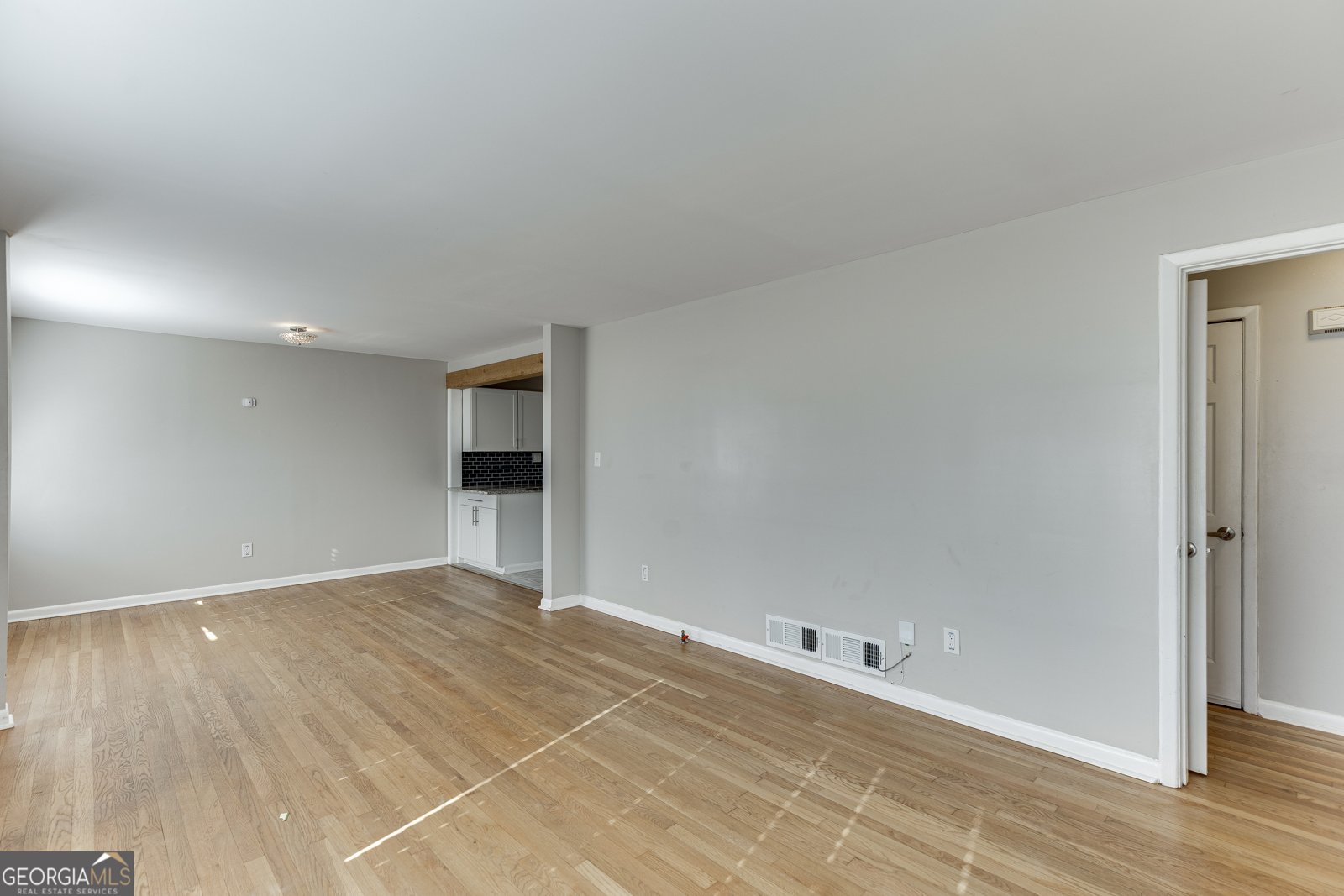 300 Forest Street Buford - Photo 17